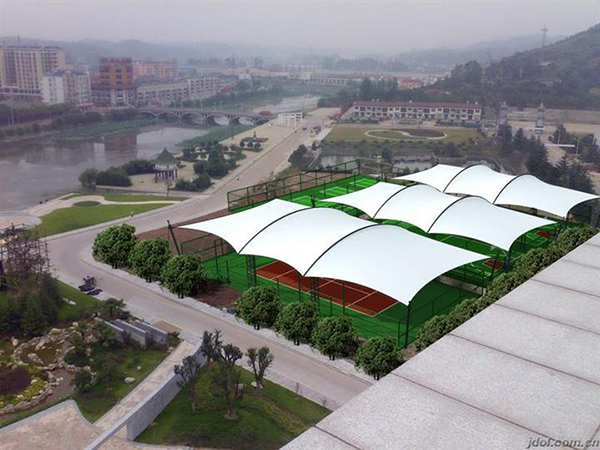 體育館膜結構看臺建筑顯著特點